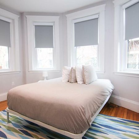A Stylish Stay W/ A Queen Bed, Heated Floors.. #24 بروكلاين المظهر الخارجي الصورة